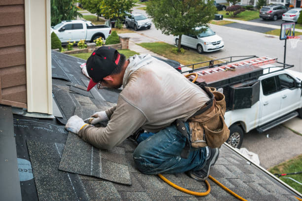 Professional Roofing technician working in Hanover, MI